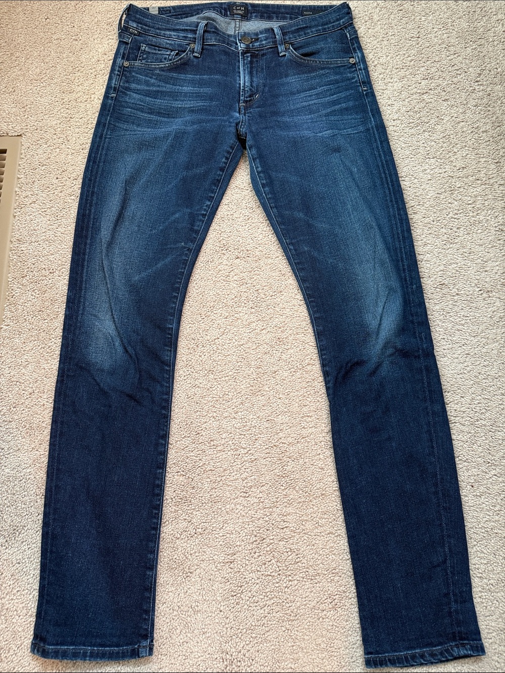 Citizens Of Humanity Women's Skinny Size 27 Jeans in Dark Blue Wash
